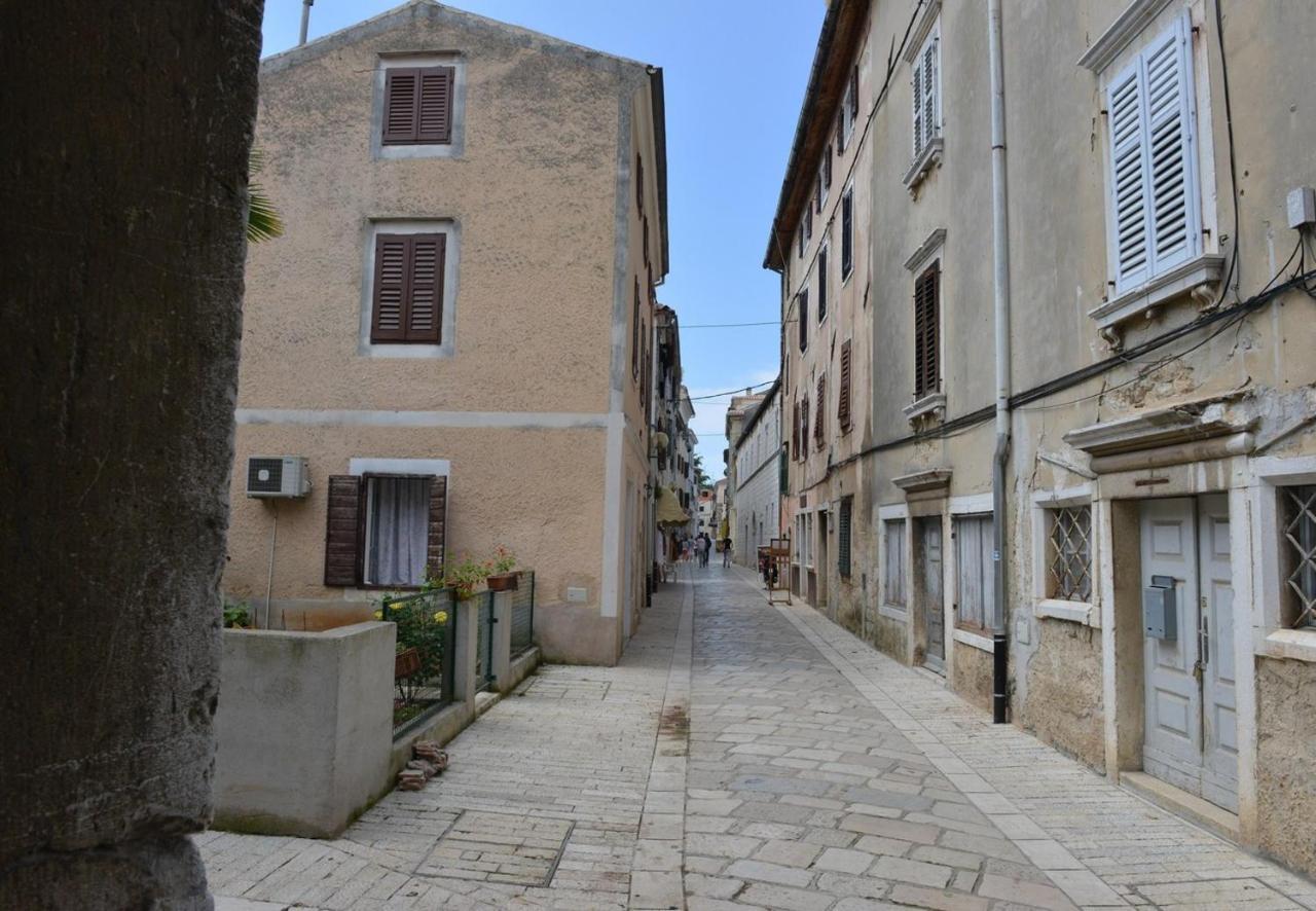 Apartment Andrea Old Town Porec Exterior photo