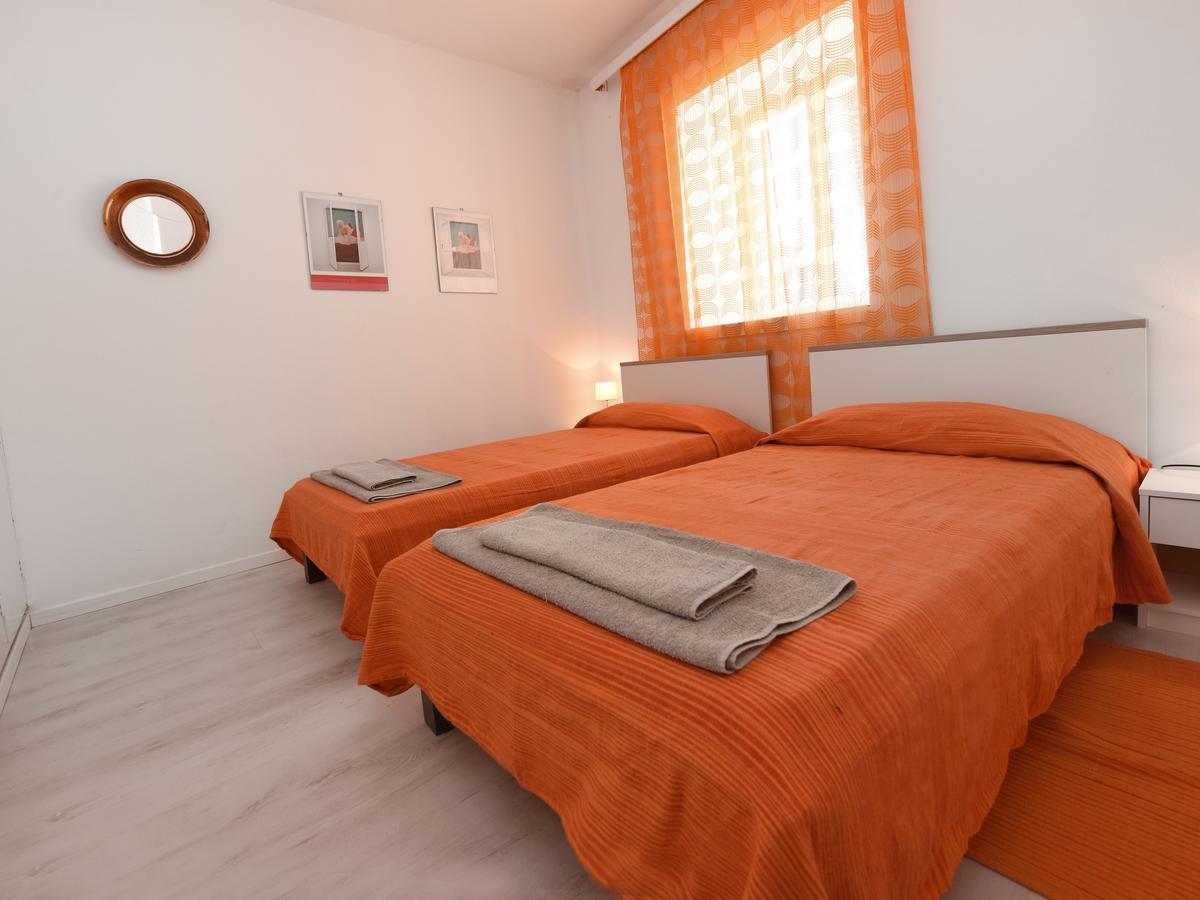 Apartment Andrea Old Town Porec Exterior photo